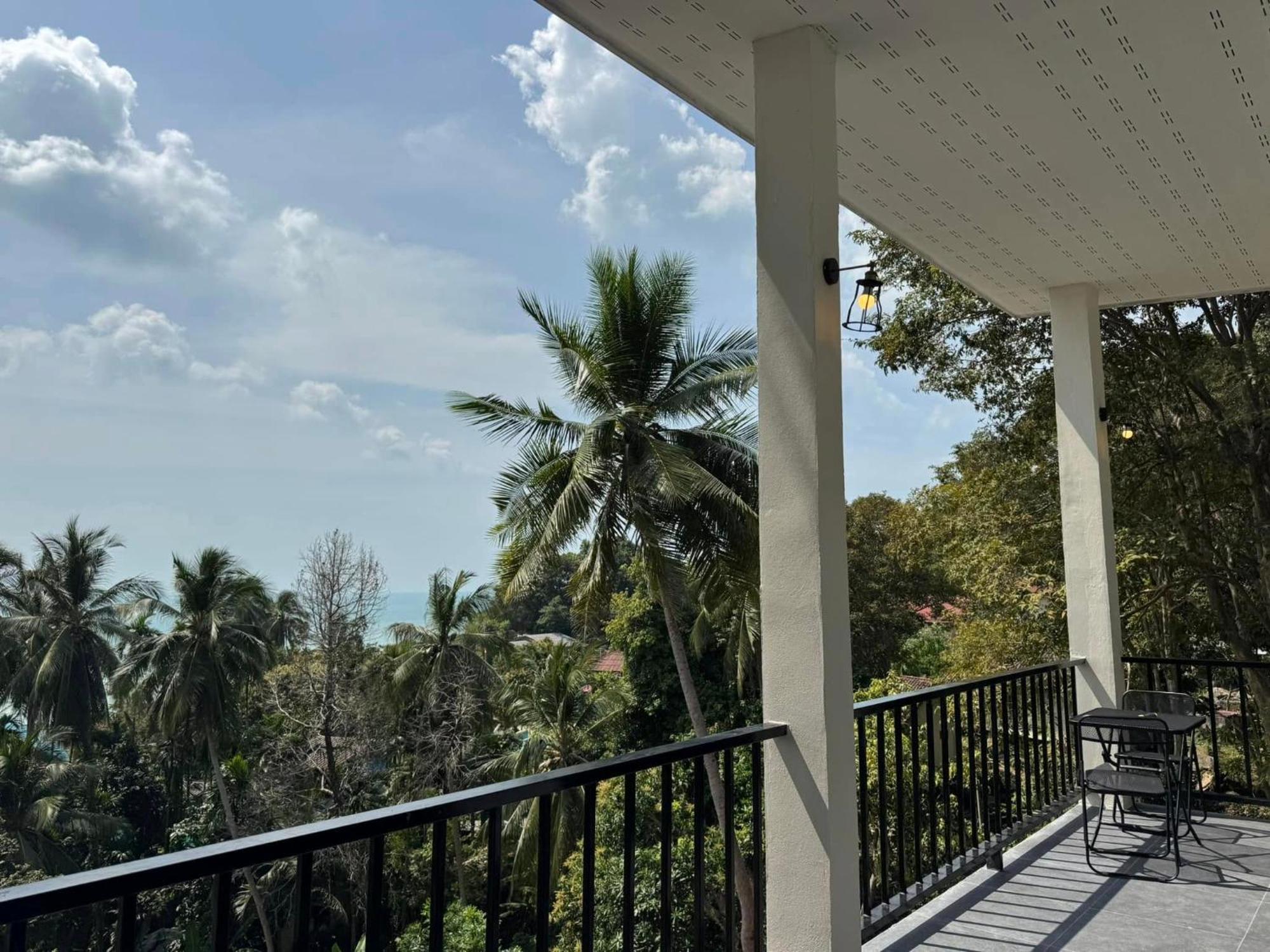 Villa Tanouy Garden à Baan Khai Extérieur photo